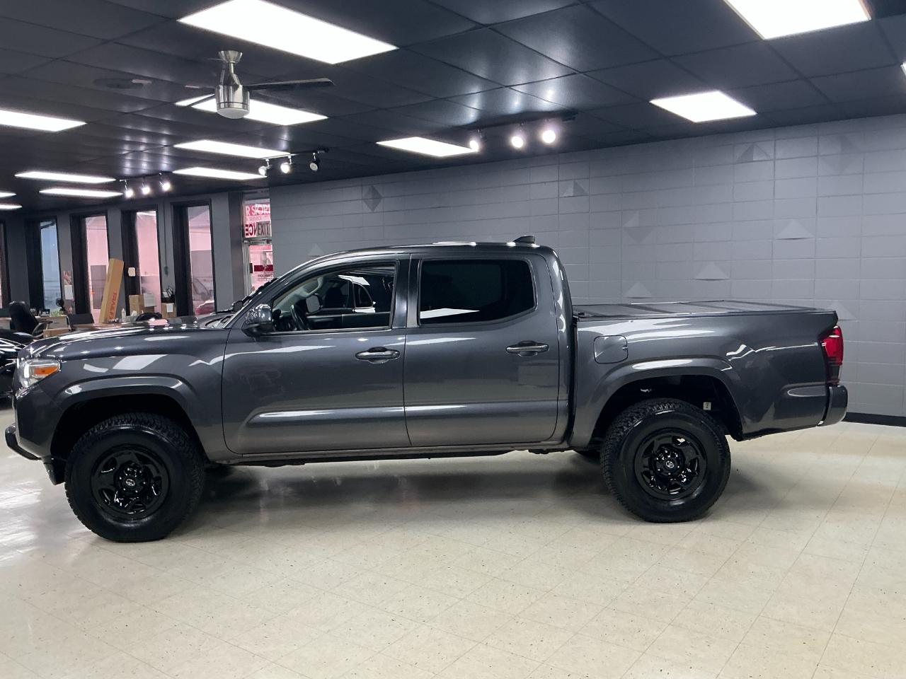 Toyota Tacoma 2WD SR Double Cab 5' Bed I4 AT (Natl) 2021