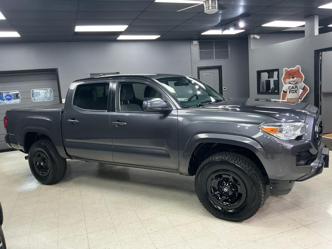Toyota Tacoma 2WD SR Double Cab 5' Bed I4 AT (Natl) 2021