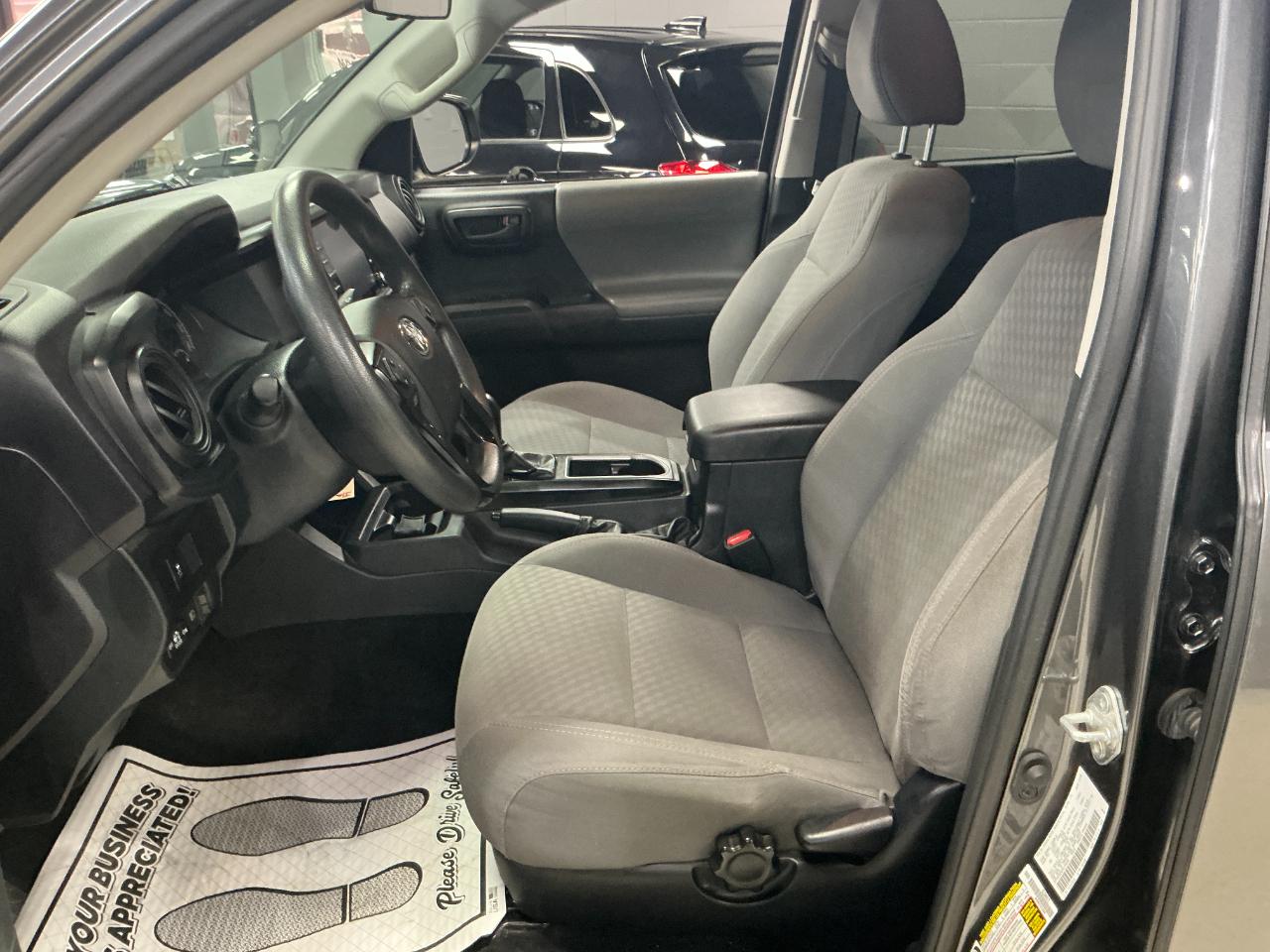 Toyota Tacoma 2WD SR Double Cab 5' Bed I4 AT (Natl) 2021