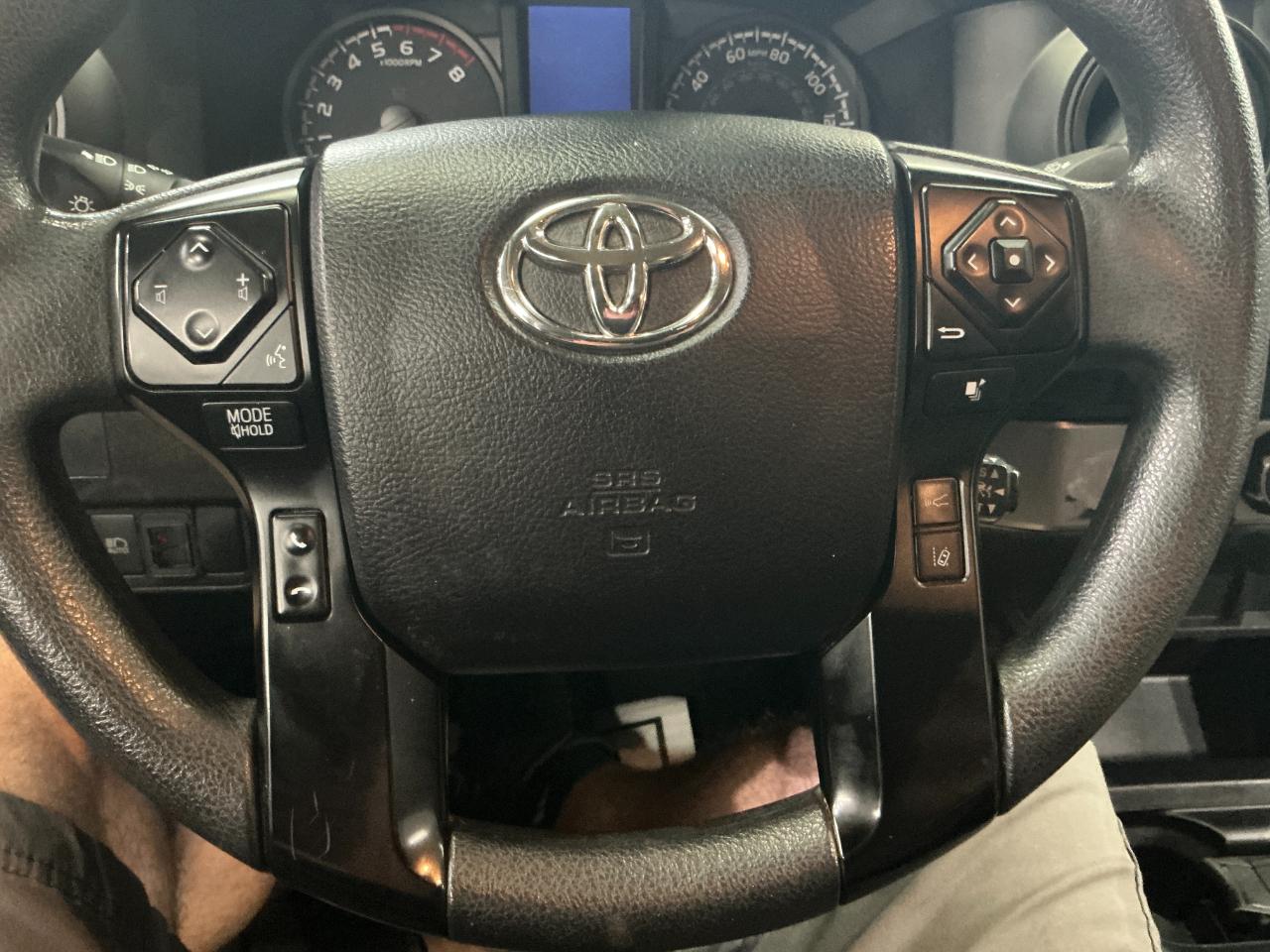 Toyota Tacoma 2WD SR Double Cab 5' Bed I4 AT (Natl) 2021