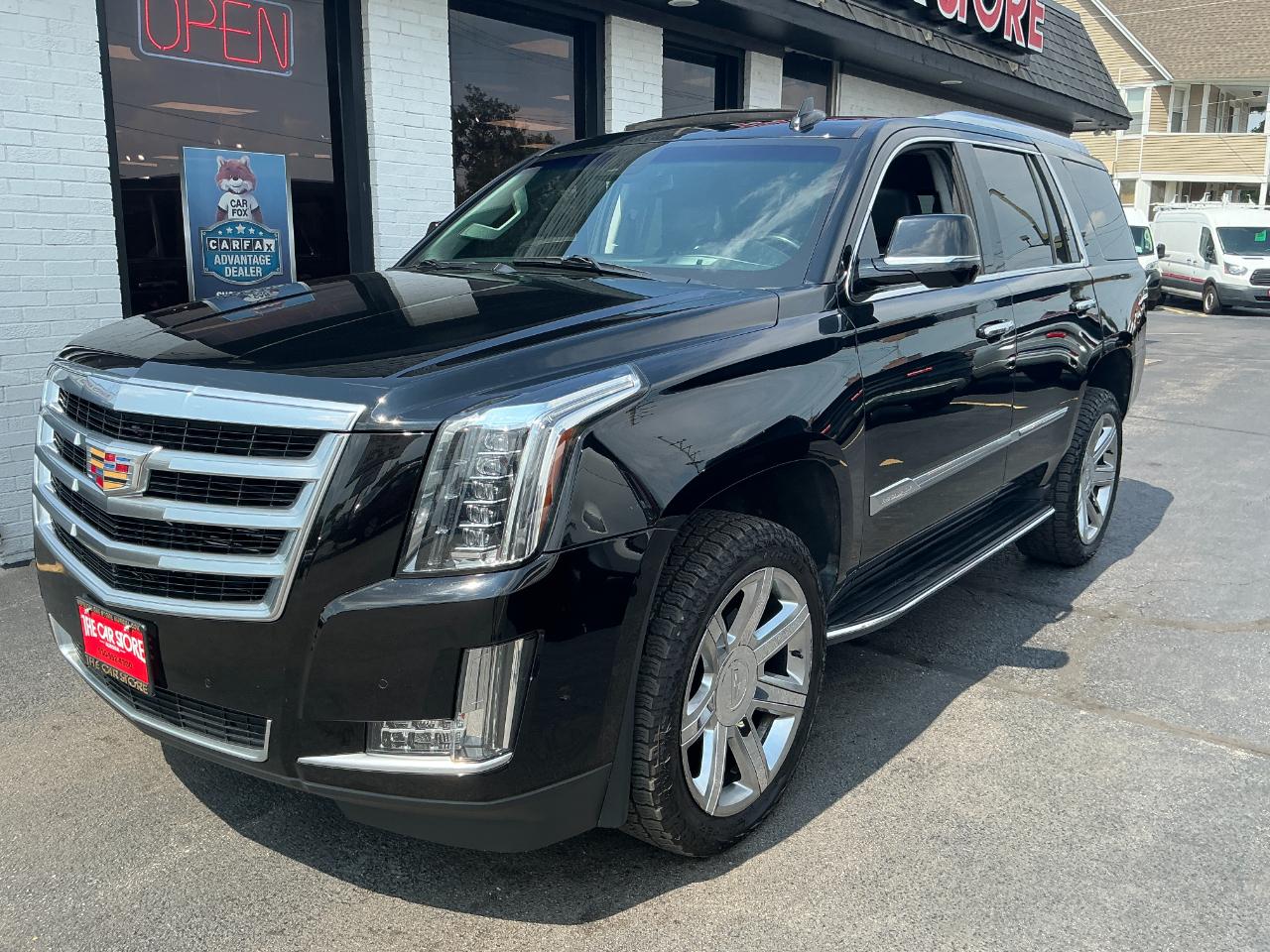 Cadillac Escalade 2WD 4dr Luxury 2019