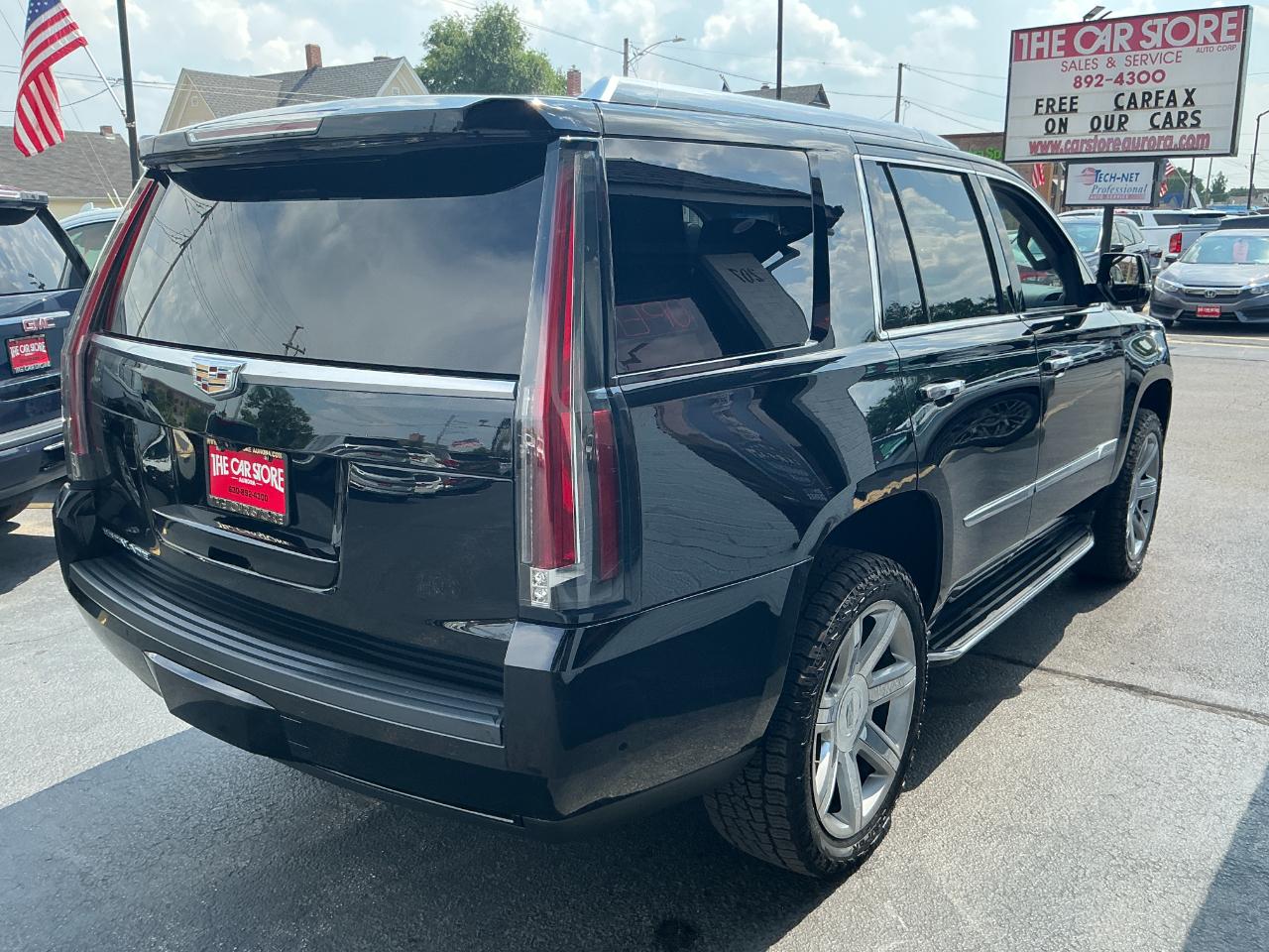 Cadillac Escalade 2WD 4dr Luxury 2019