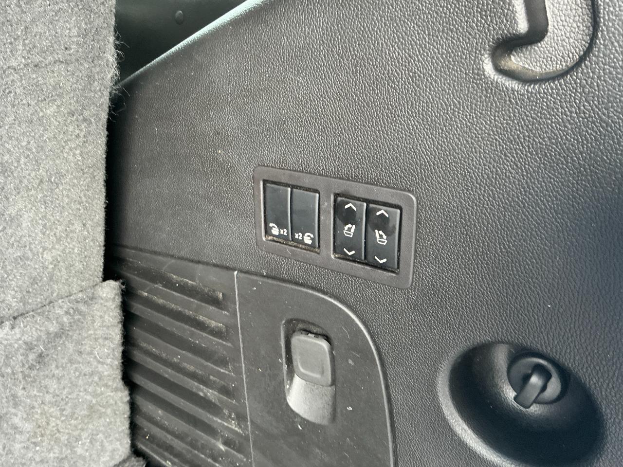 Cadillac Escalade 2WD 4dr Luxury 2019