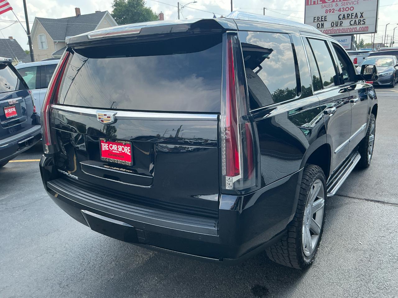 Cadillac Escalade 2WD 4dr Luxury 2019