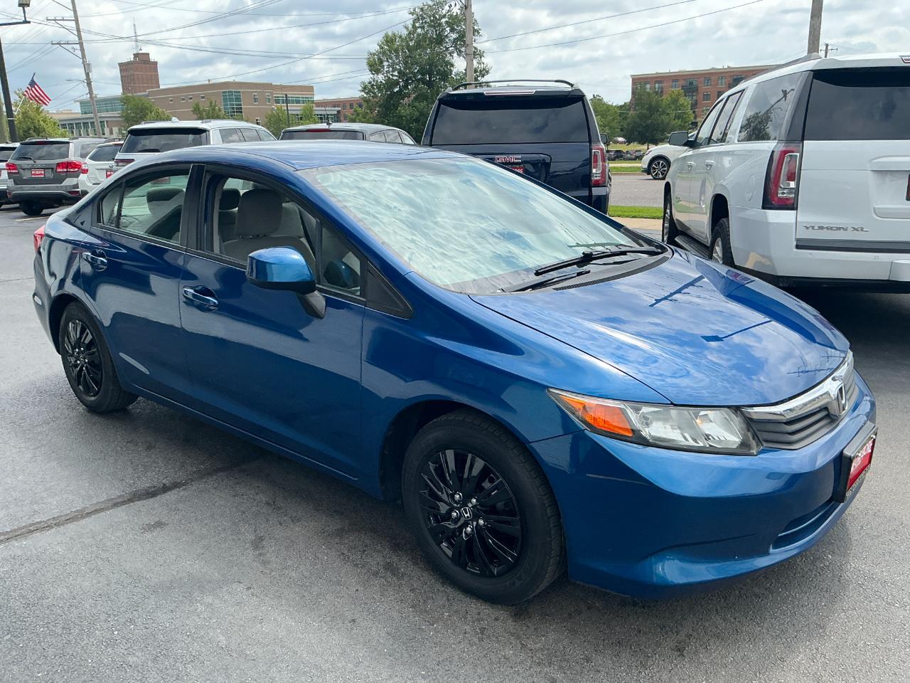Honda Civic Sdn 4dr Auto LX 2012