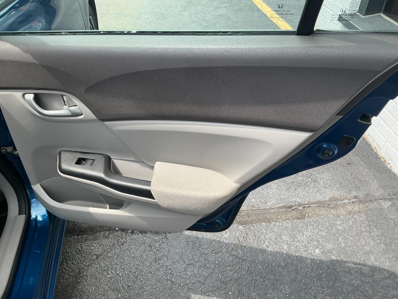 Honda Civic Sdn 4dr Auto LX 2012