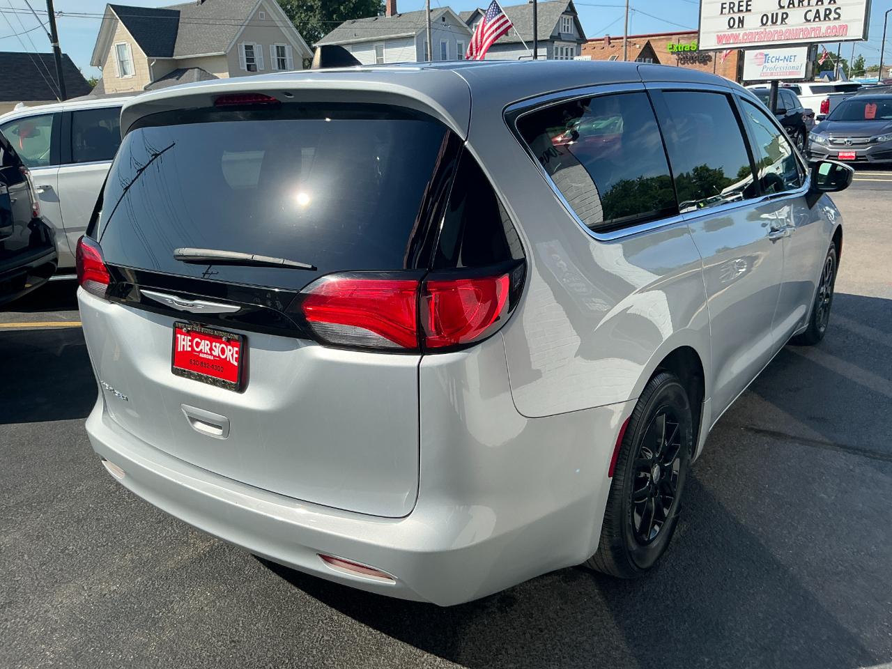 Chrysler Voyager LX FWD 2023