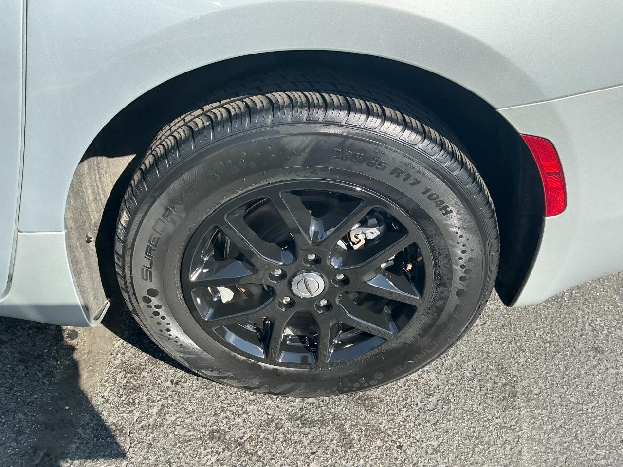 Chrysler Voyager LX FWD 2023