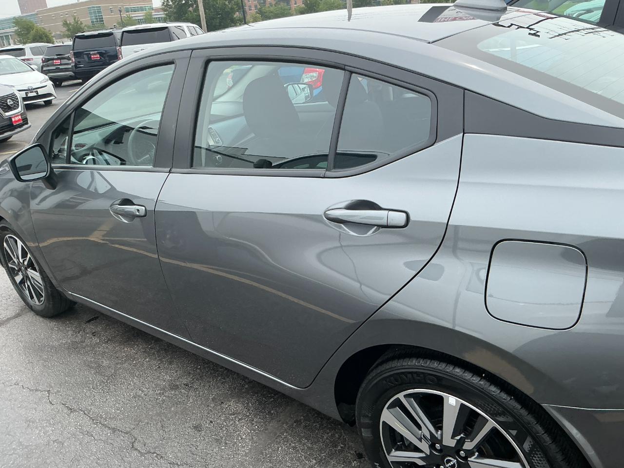 Nissan Versa SV CVT 2025