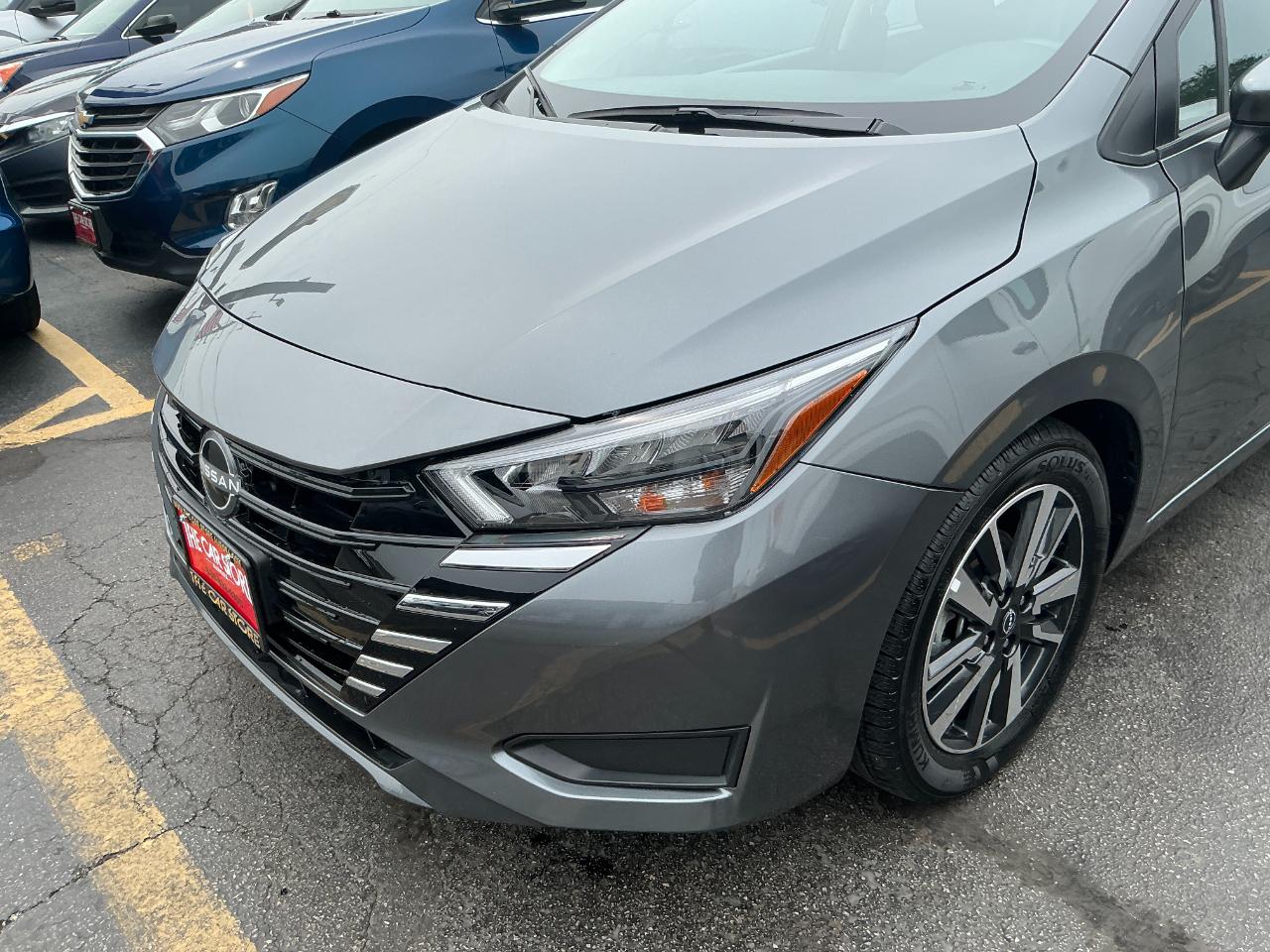 Nissan Versa SV CVT 2025