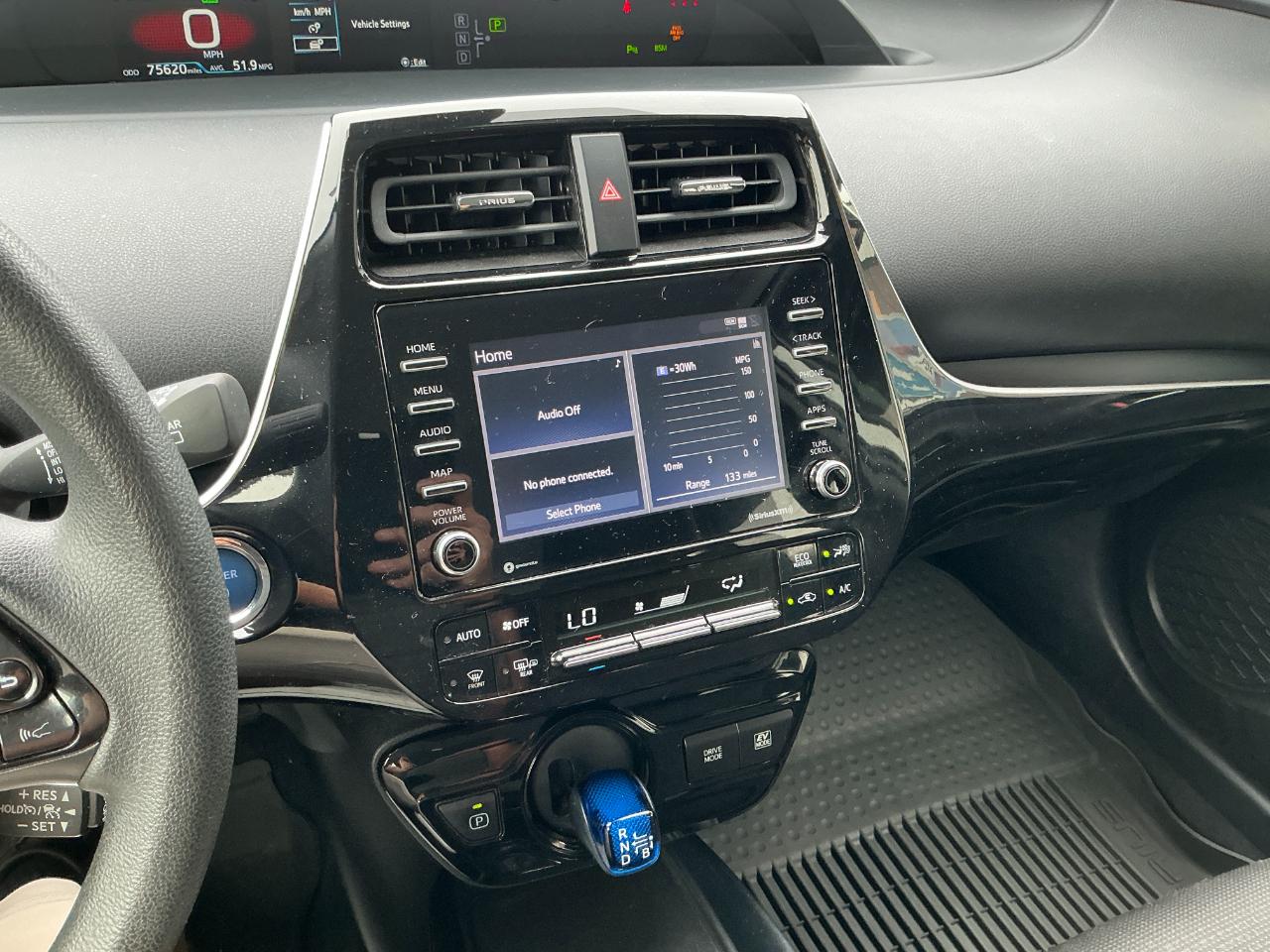 Toyota Prius LE (Natl) 2022