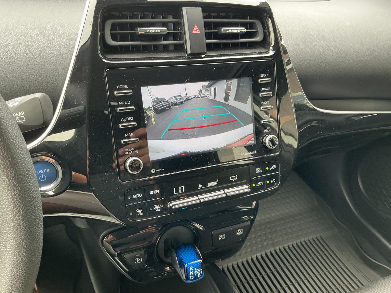 Toyota Prius LE (Natl) 2022