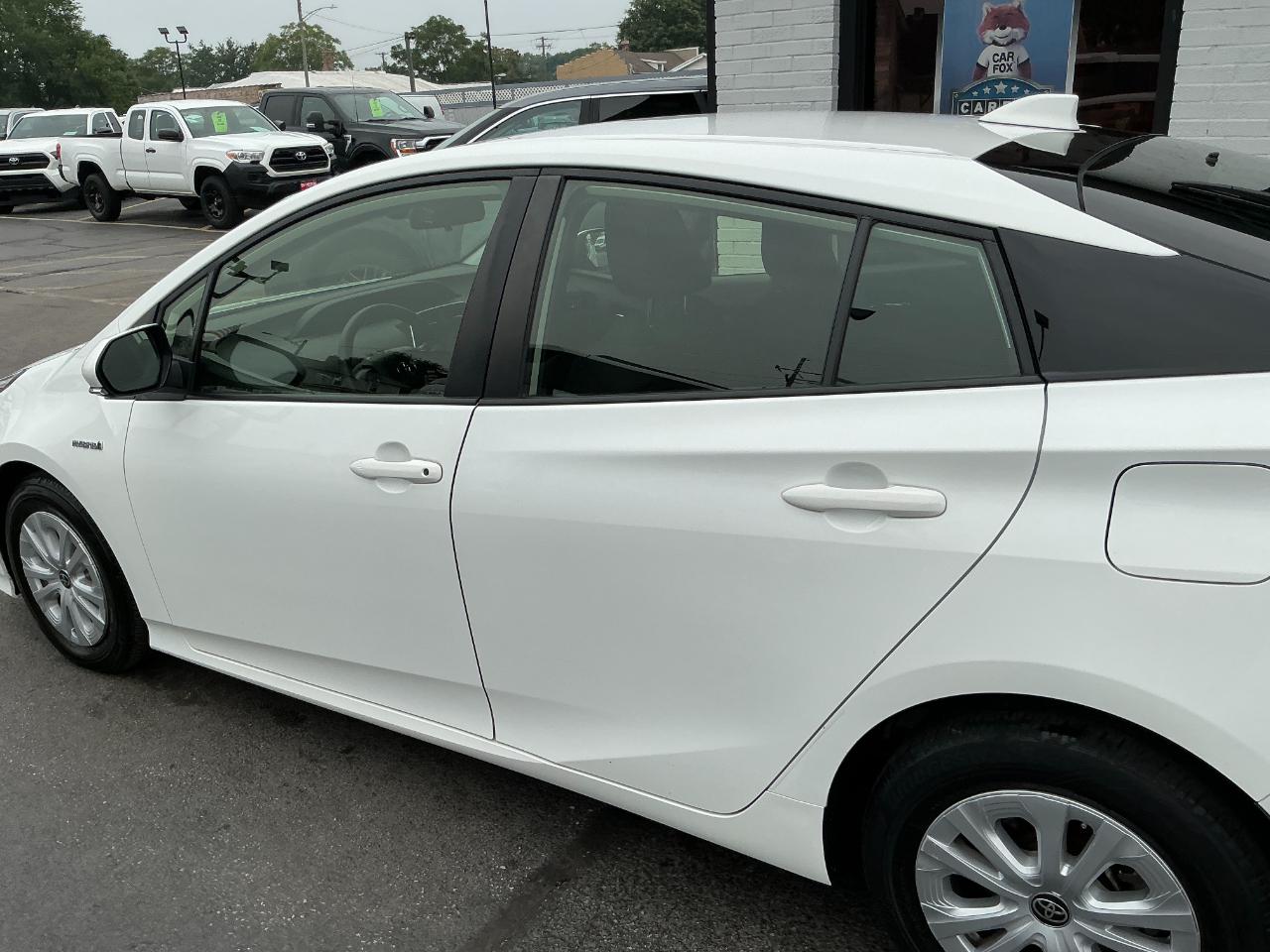 Toyota Prius LE (Natl) 2022