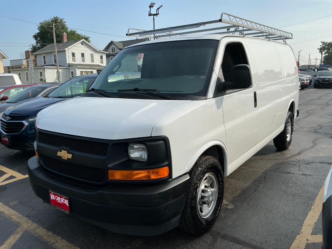 Chevrolet Express Cargo Van RWD 2500 135" 2017