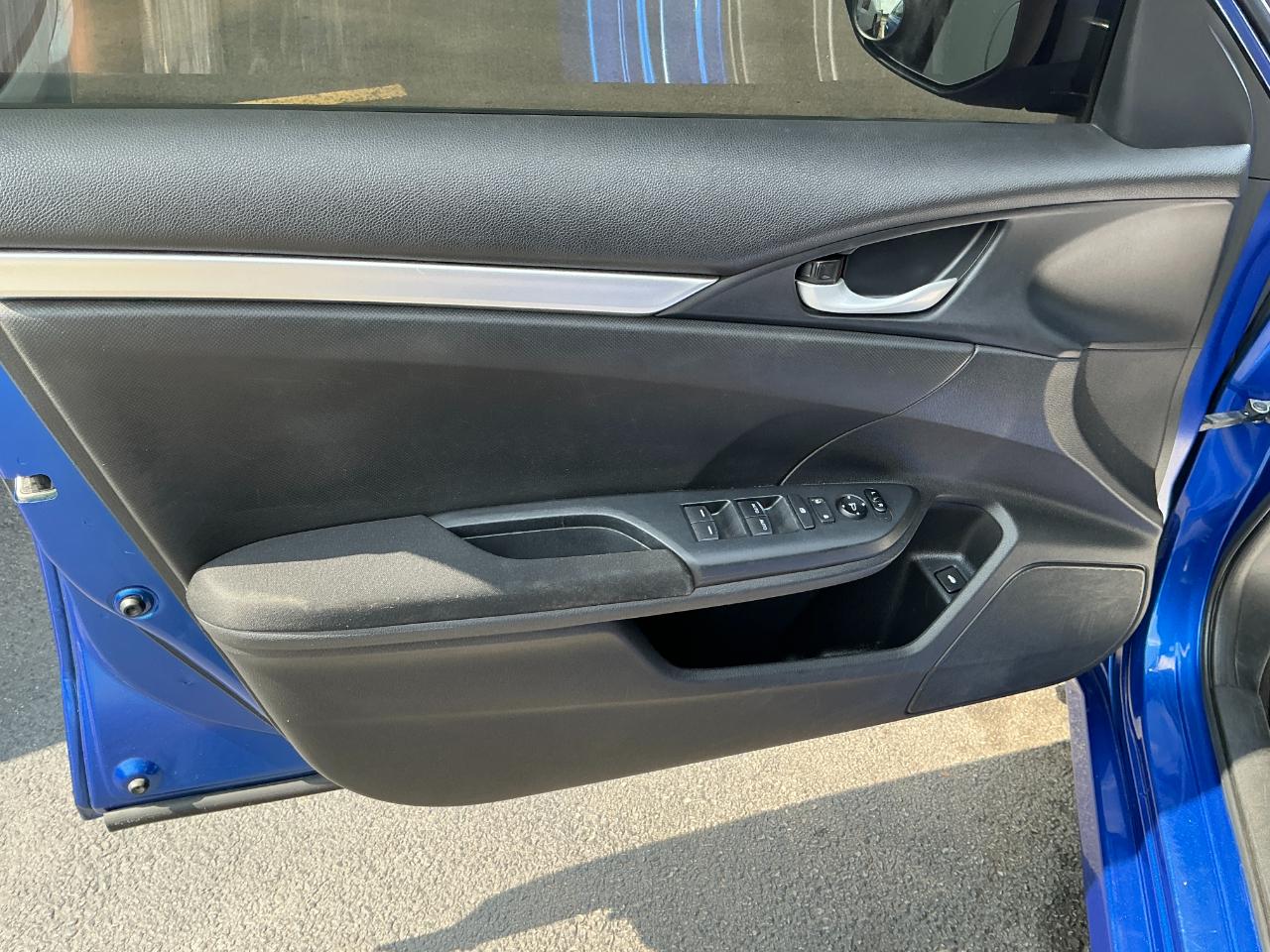 Honda Civic Sedan LX CVT 2017