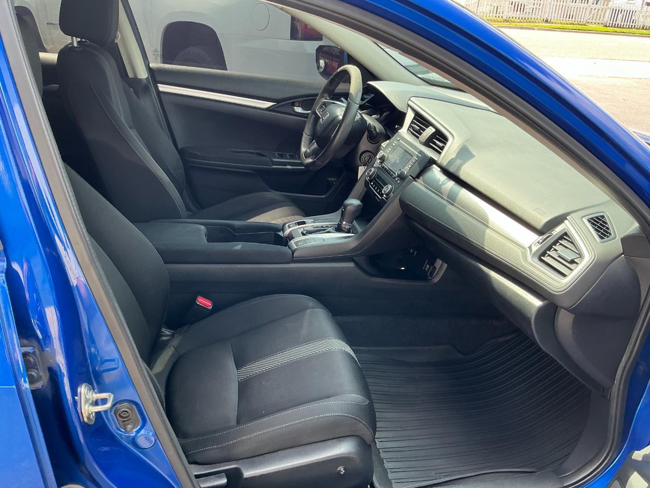 Honda Civic Sedan LX CVT 2017