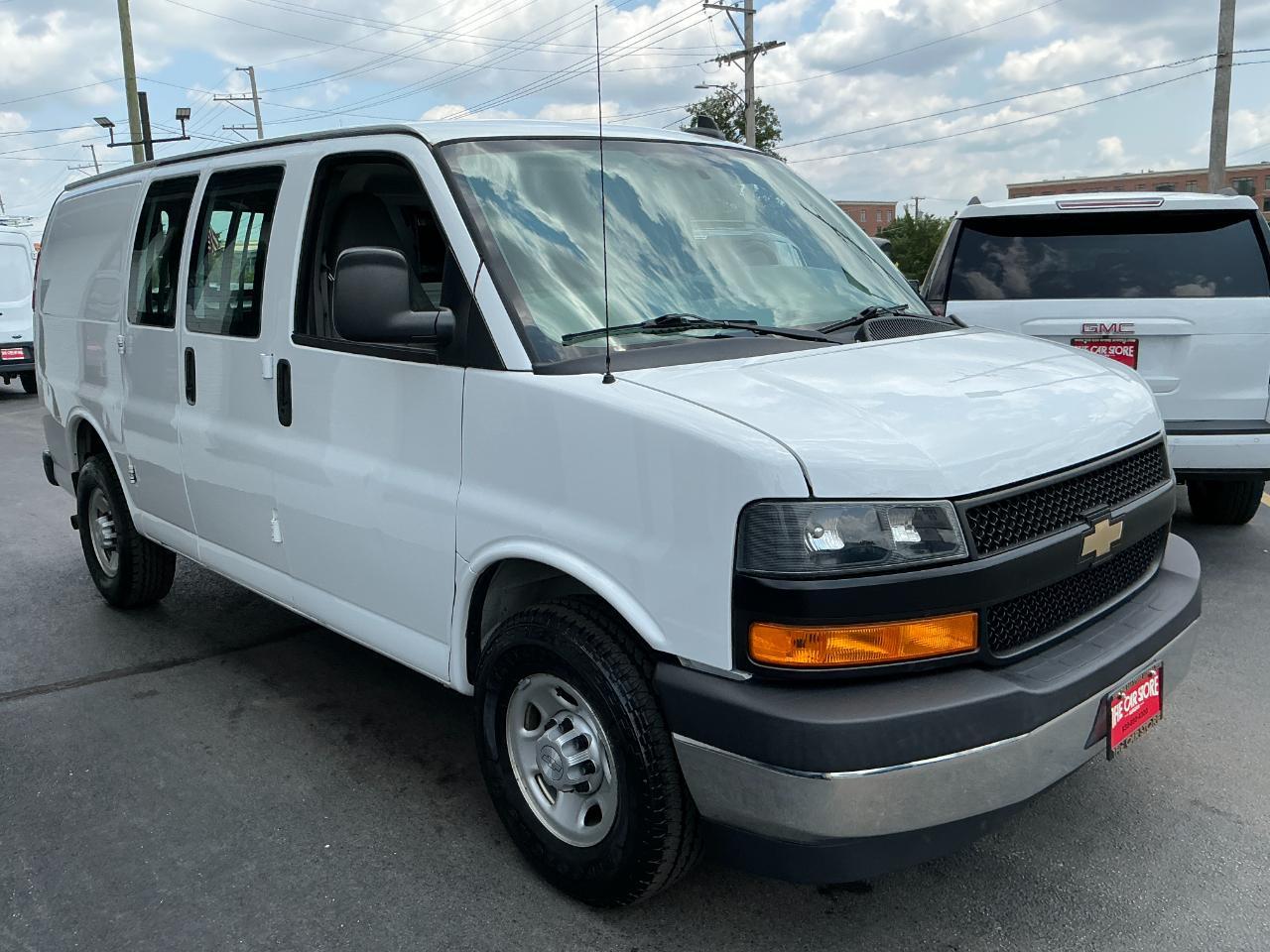Chevrolet Express Cargo Van RWD 2500 135" 2019