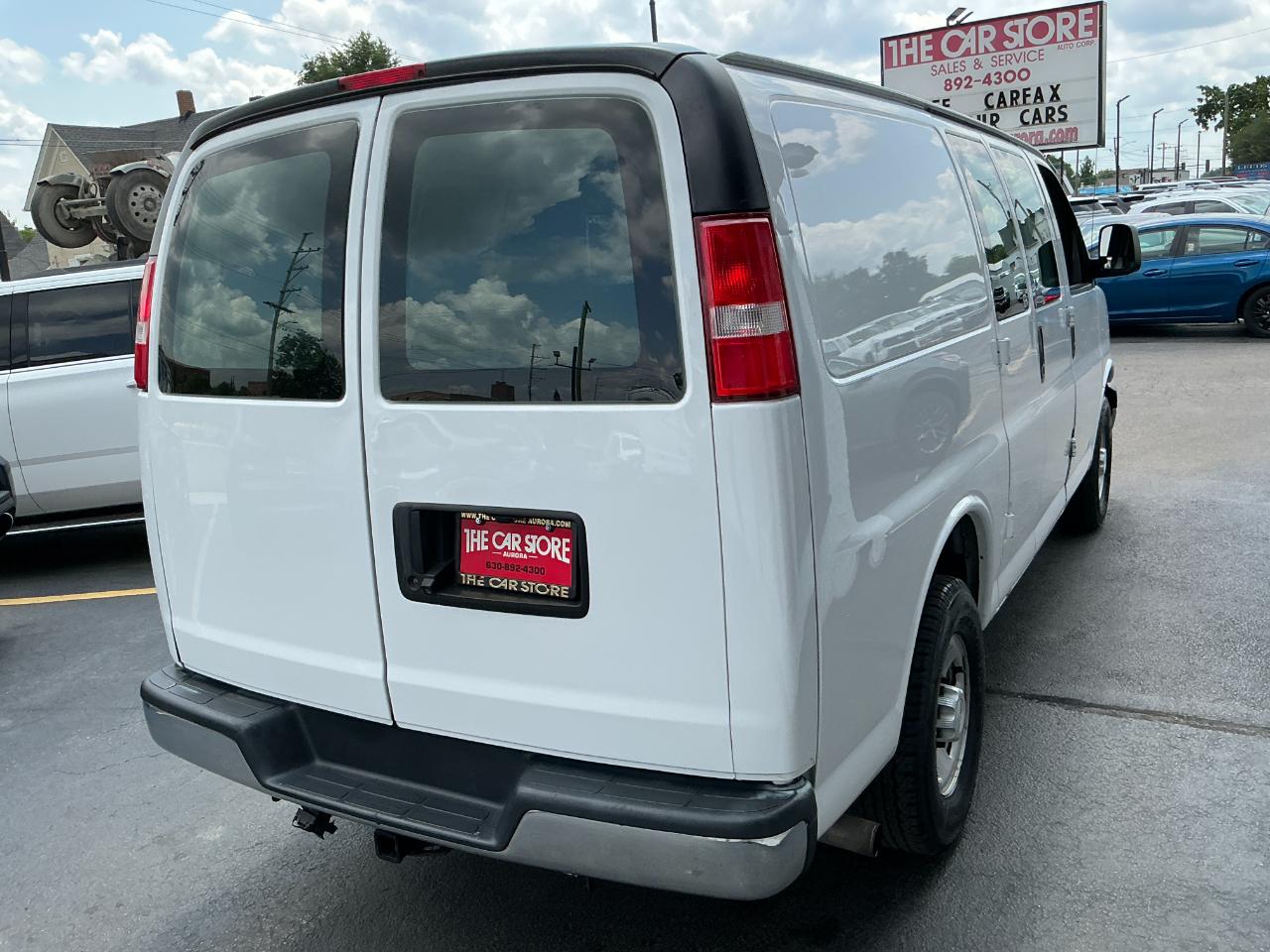 Chevrolet Express Cargo Van RWD 2500 135" 2019