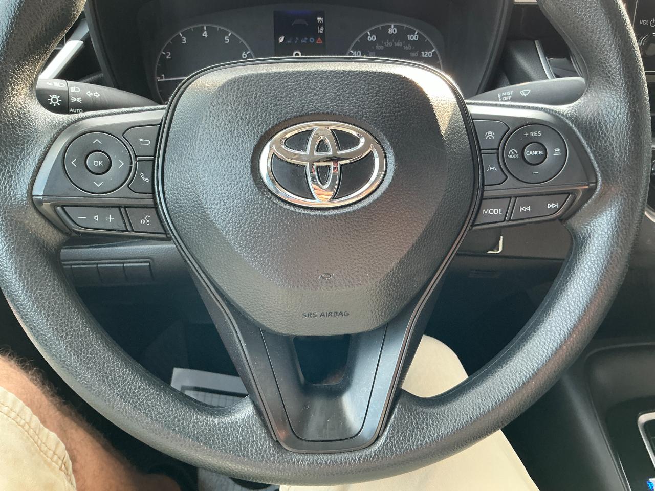 Toyota Corolla LE CVT (Natl) 2025