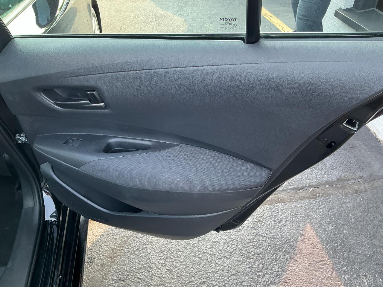 Toyota Corolla LE CVT (Natl) 2025