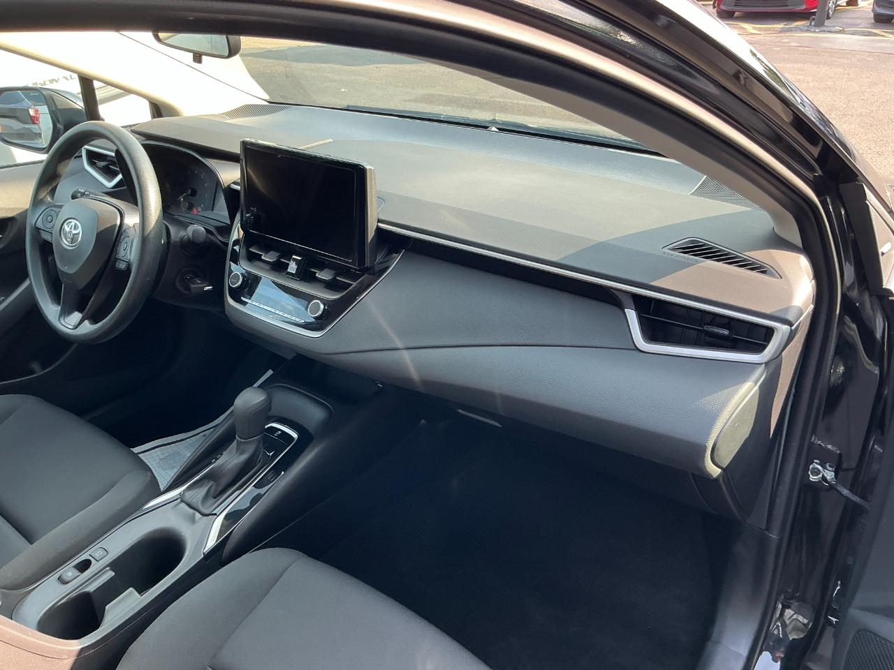 Toyota Corolla LE CVT (Natl) 2025