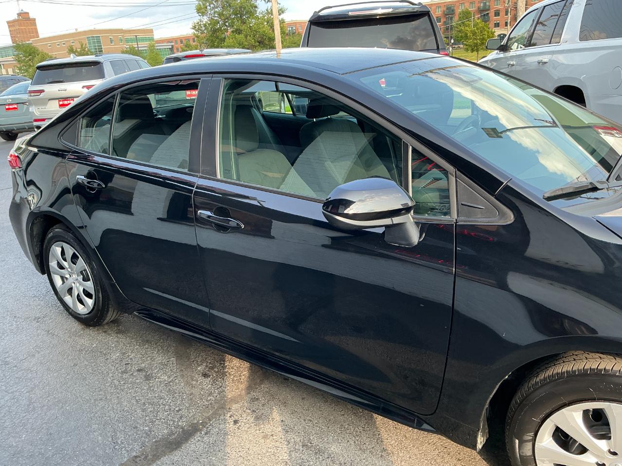 Toyota Corolla LE CVT (Natl) 2025