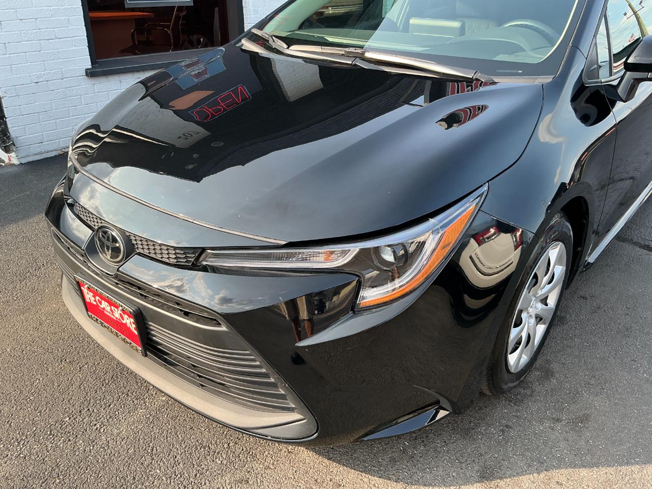 Toyota Corolla LE CVT (Natl) 2025