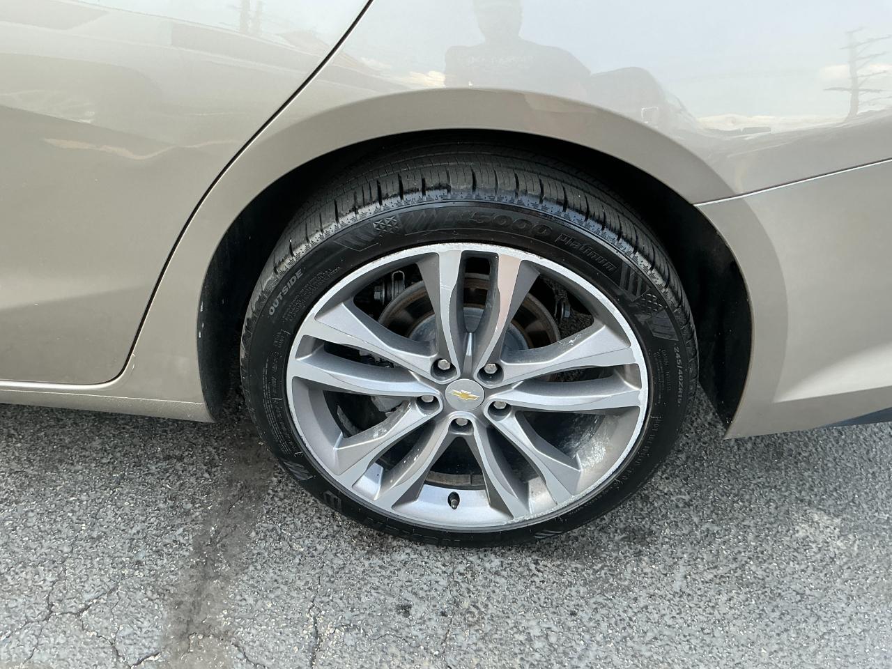 Chevrolet Malibu 4dr Sdn LT 2022