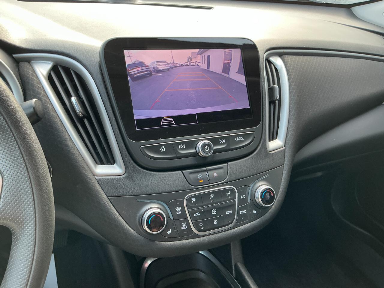 Chevrolet Malibu 4dr Sdn LT 2022