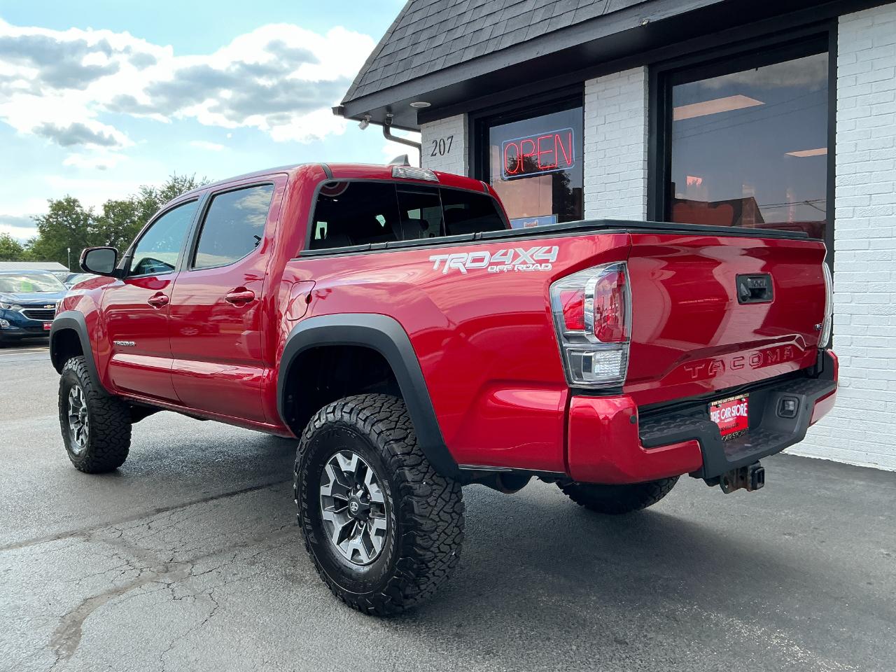 Toyota Tacoma 4WD TRD Off Road Double Cab 5' Bed V6 AT (Natl) 2021