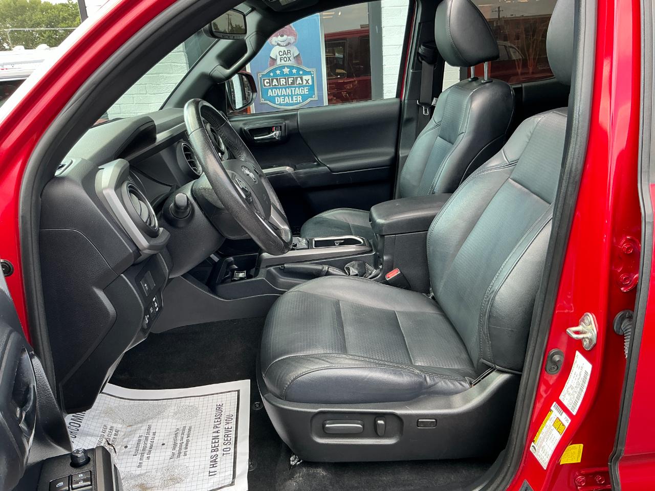 Toyota Tacoma 4WD TRD Off Road Double Cab 5' Bed V6 AT (Natl) 2021