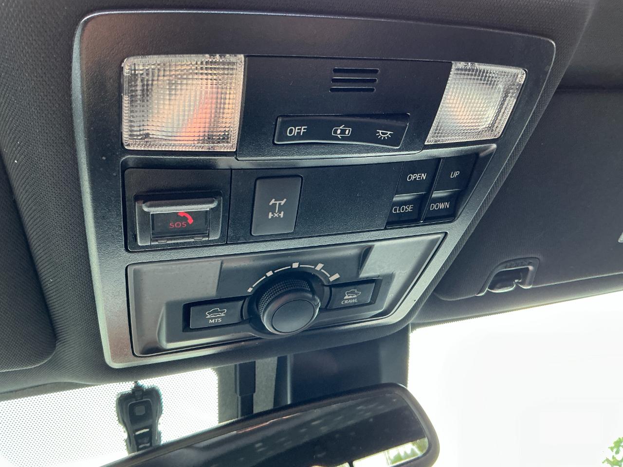 Toyota Tacoma 4WD TRD Off Road Double Cab 5' Bed V6 AT (Natl) 2021