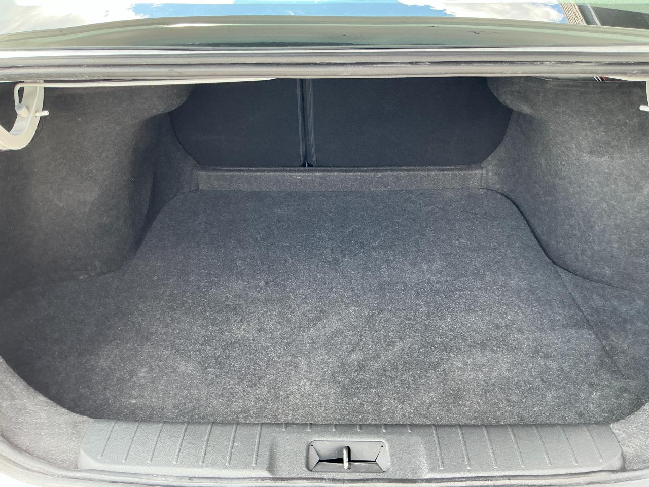 Nissan Sentra SV CVT 2023