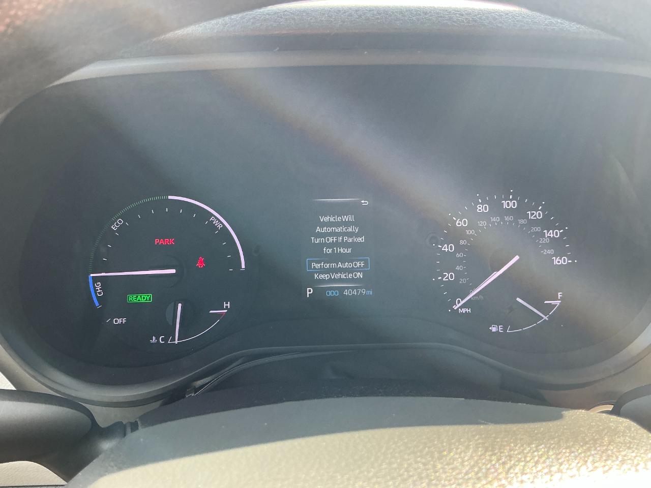 Toyota Sienna LE FWD 8-Passenger (Natl) 2024