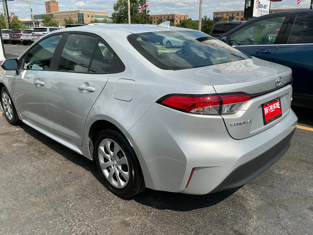 Toyota Corolla LE CVT (Natl) 2025