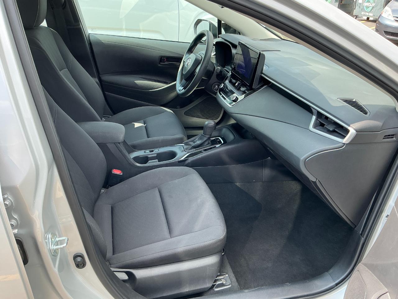 Toyota Corolla LE CVT (Natl) 2025