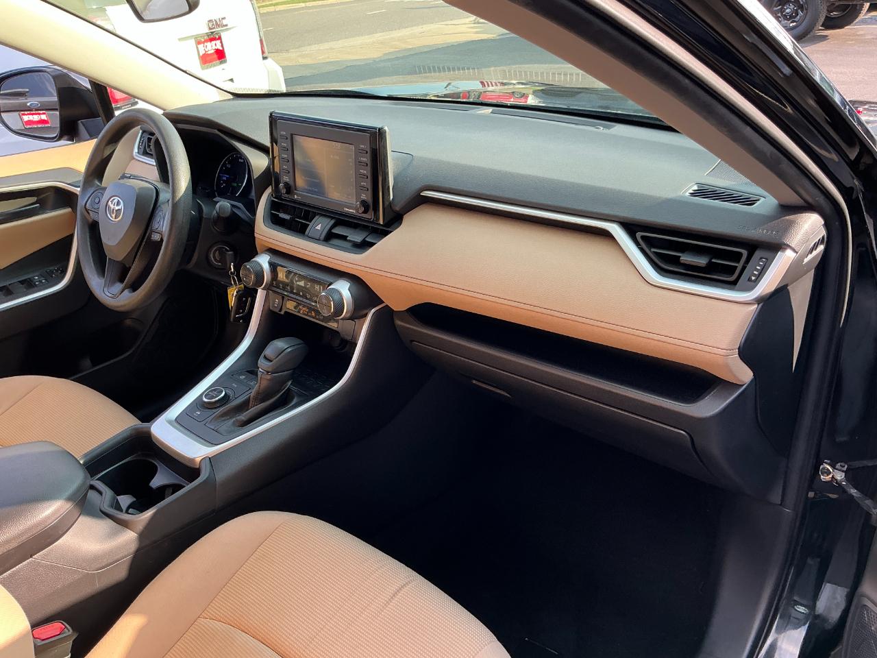 Toyota RAV4 Hybrid LE AWD (Natl) 2020