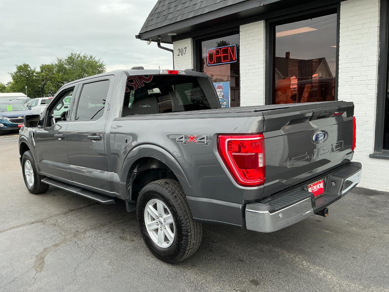 Ford F-150 XLT 4WD SuperCrew 5.5' Box 2023