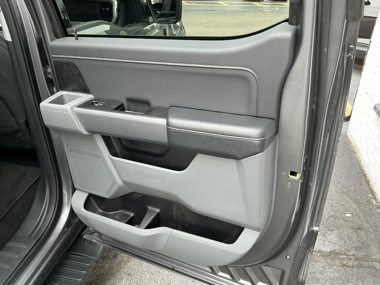 Ford F-150 XLT 4WD SuperCrew 5.5' Box 2023