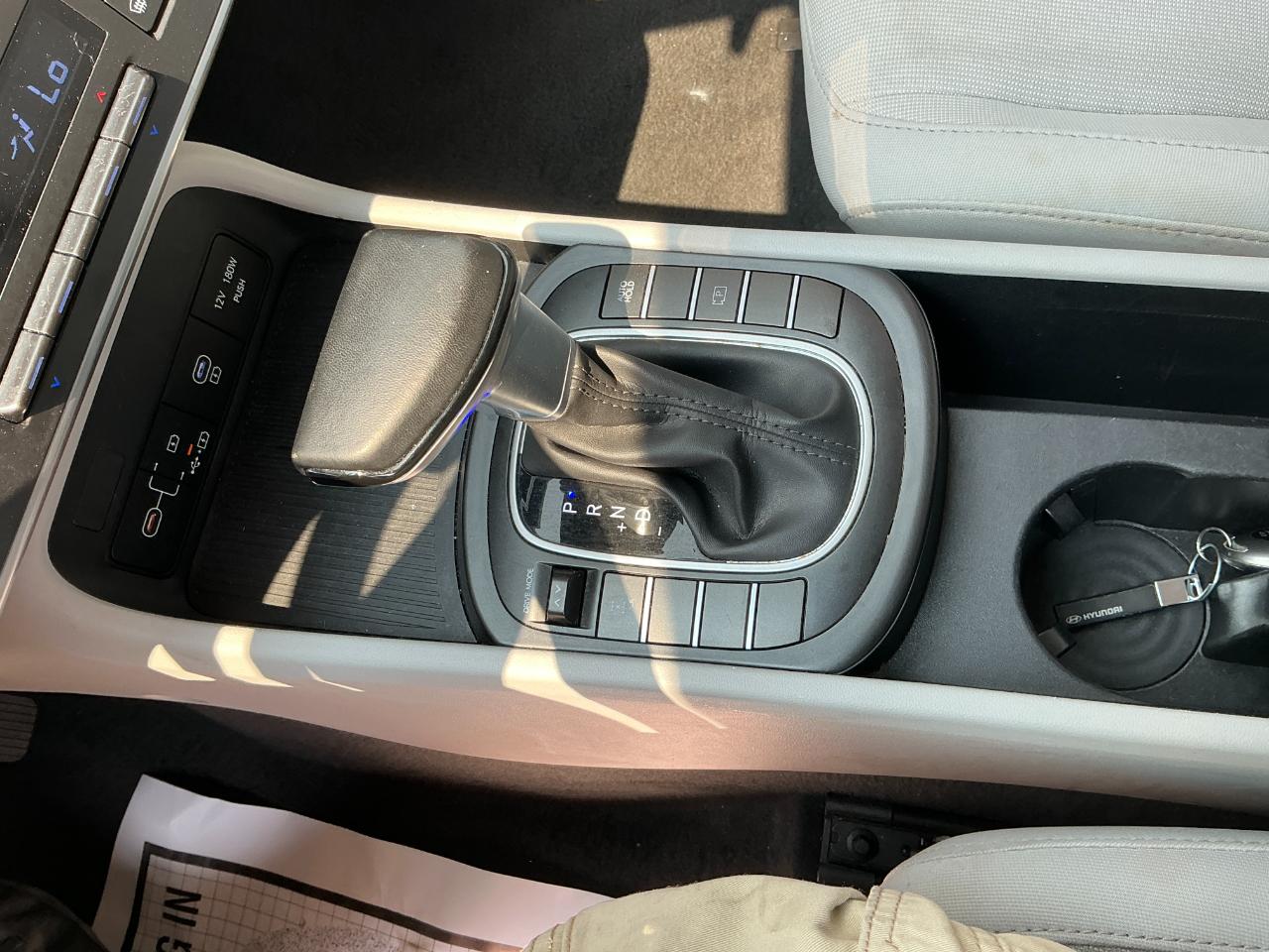 Hyundai Kona SEL AWD 2025
