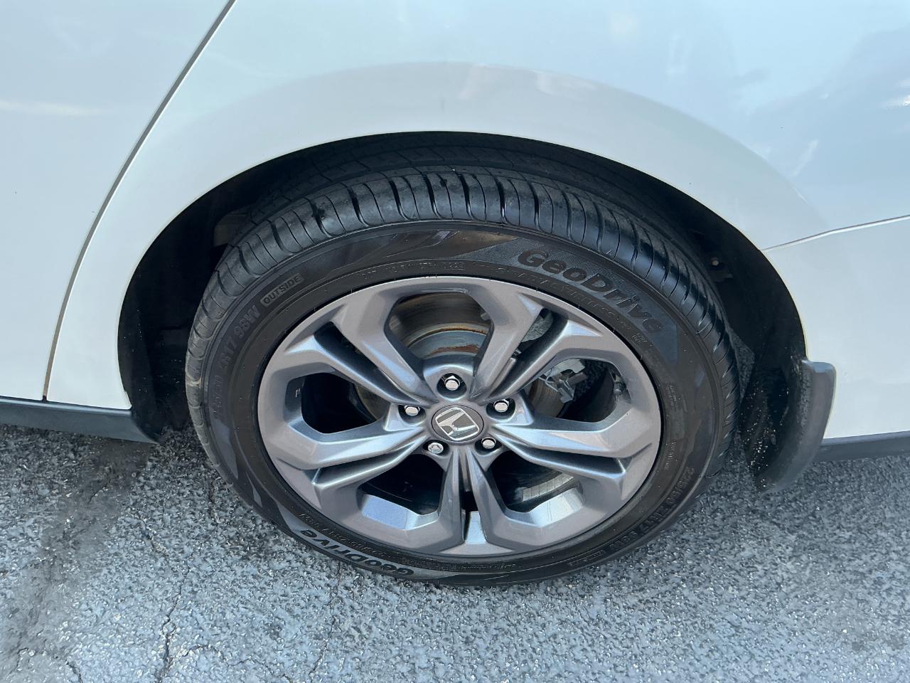 Honda Accord Sedan EX CVT 2023