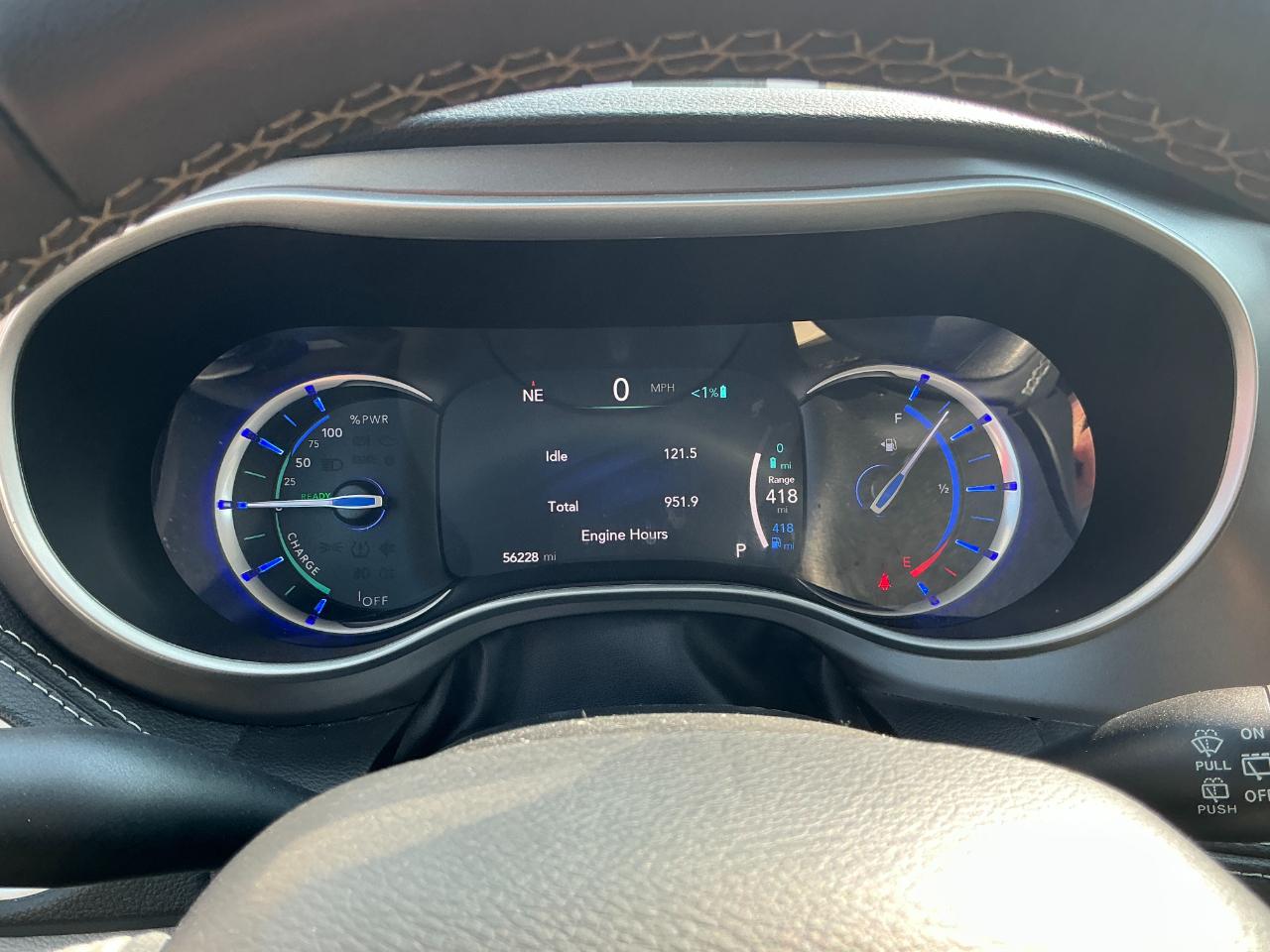 Chrysler Pacifica Hybrid Touring L FWD 2023