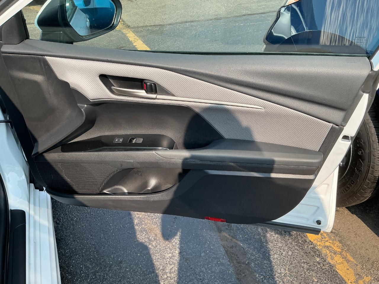 Toyota Camry SE (Natl) 2025