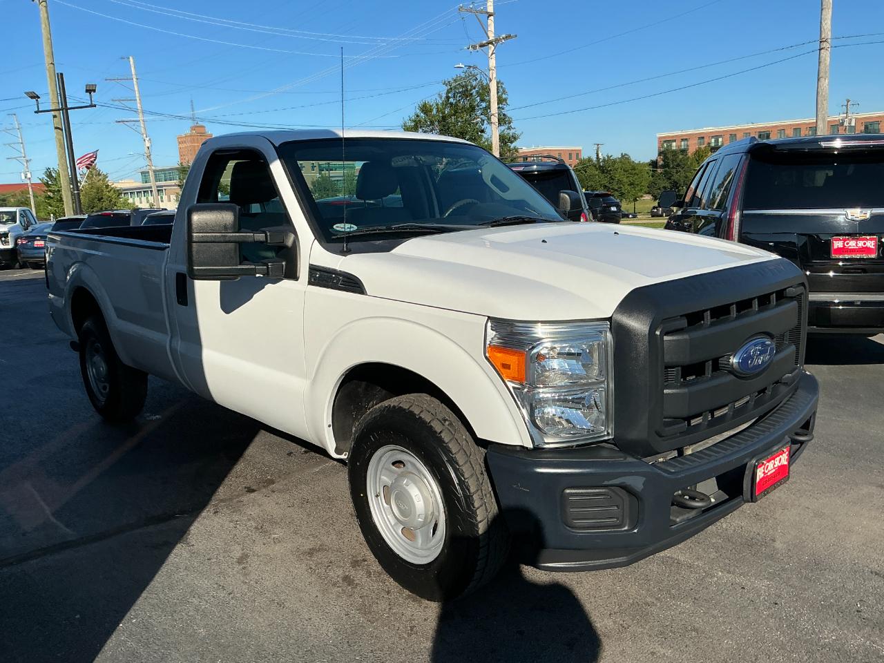 Ford Super Duty F-250 SRW 2WD Reg Cab 137" XLT 2015