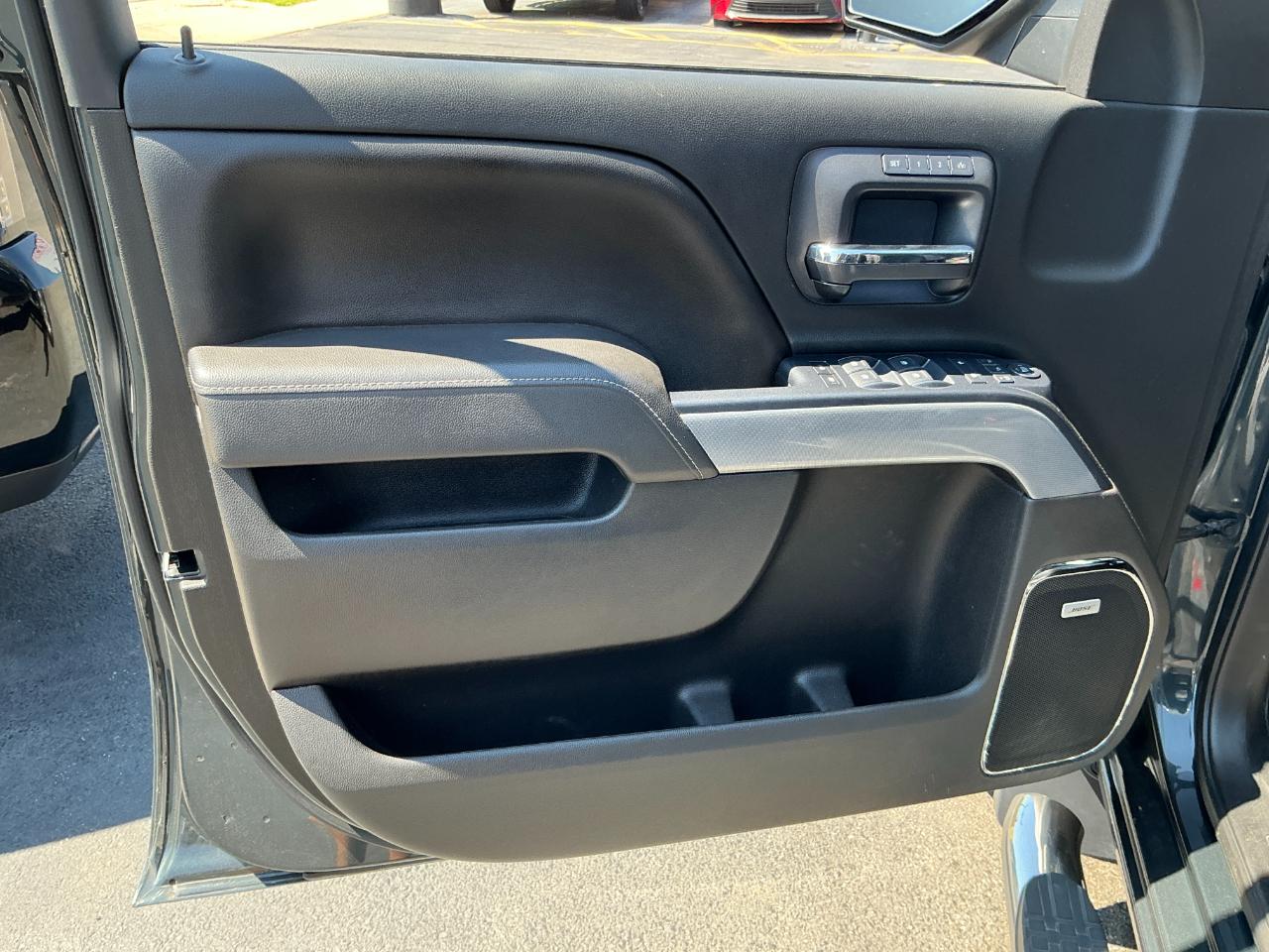 Chevrolet Silverado 1500 4WD Double Cab 143.5" LTZ w/2LZ 2017