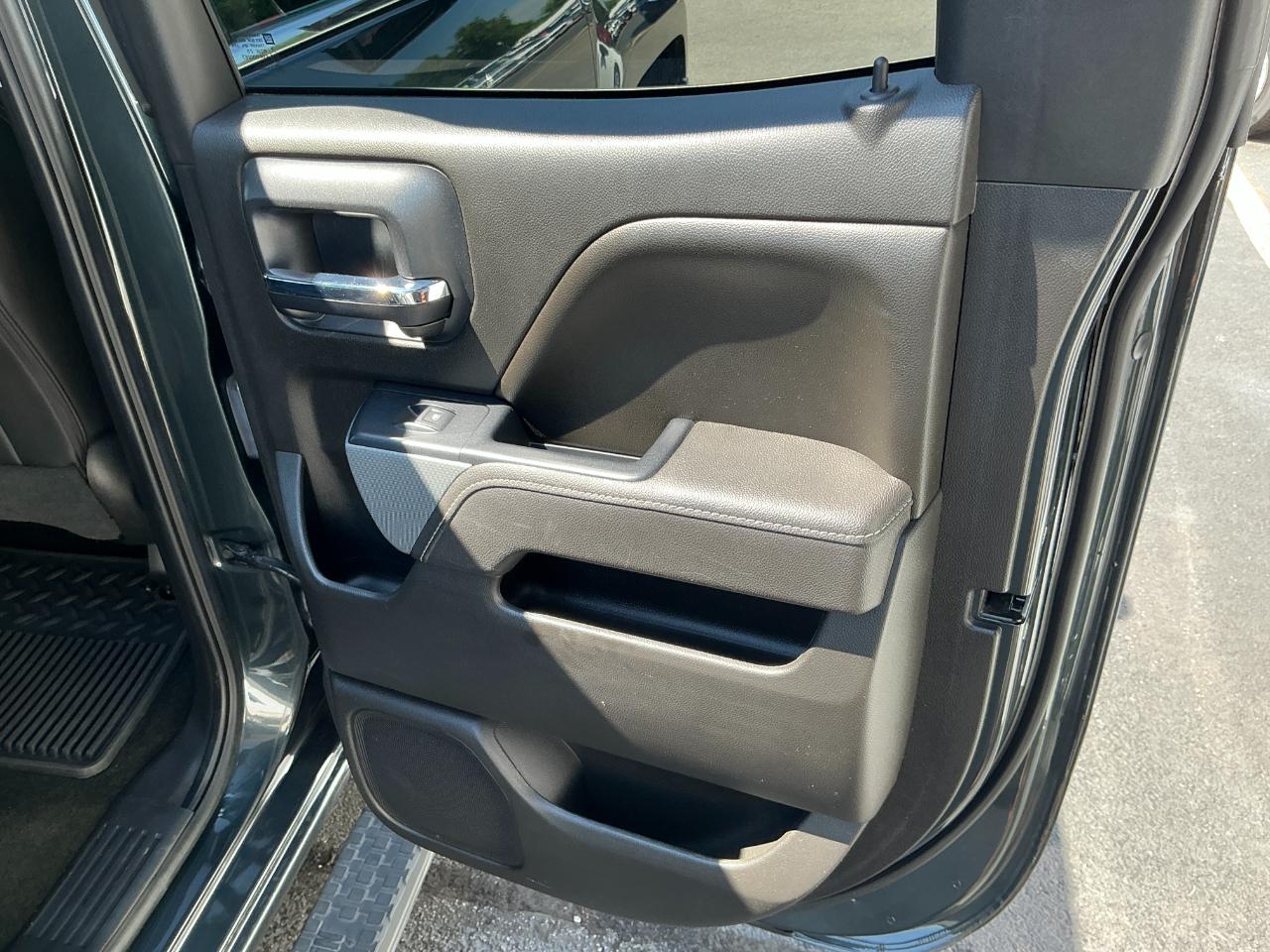 Chevrolet Silverado 1500 4WD Double Cab 143.5" LTZ w/2LZ 2017