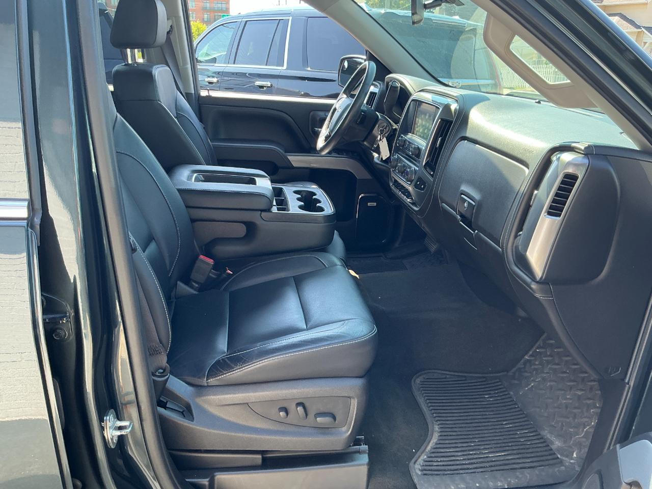 Chevrolet Silverado 1500 4WD Double Cab 143.5" LTZ w/2LZ 2017