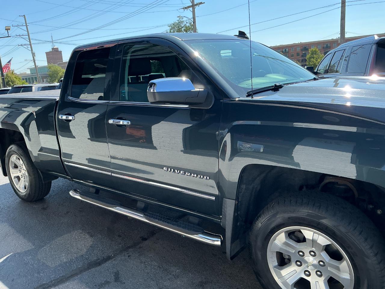 Chevrolet Silverado 1500 4WD Double Cab 143.5" LTZ w/2LZ 2017