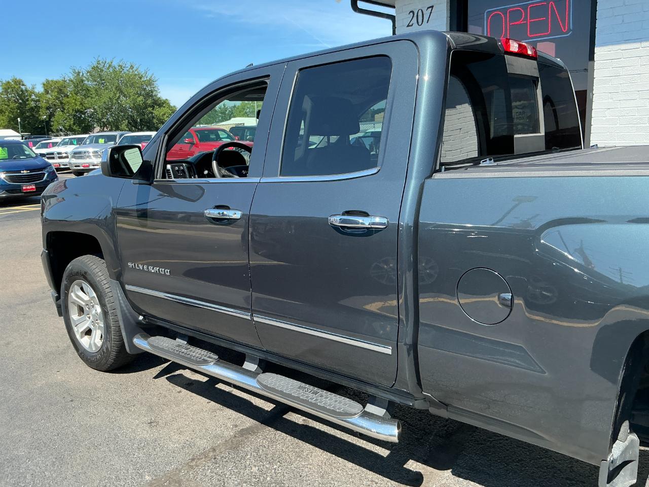 Chevrolet Silverado 1500 4WD Double Cab 143.5" LTZ w/2LZ 2017