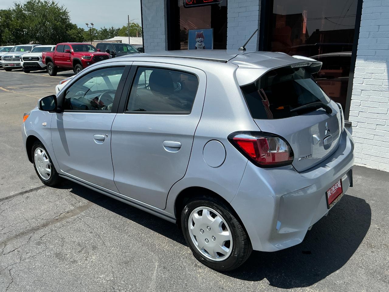 Mitsubishi Mirage ES CVT 2024